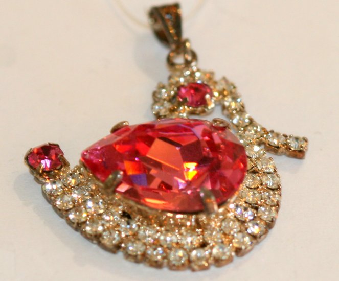 B29 Pendant Rose - Click Image to Close