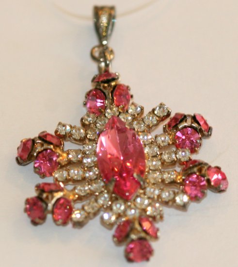 B55 Pendant Fucshia - Click Image to Close