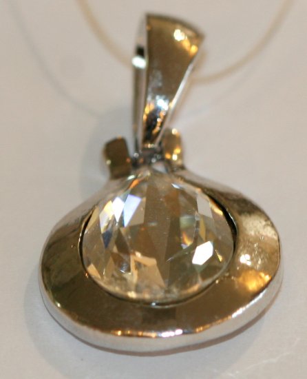B44 Pendant Crystal - Click Image to Close